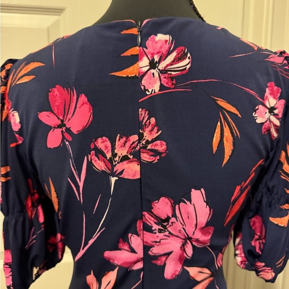 Vince Camuto Blue Ruched Wrap Dress with Puff Sleeves - Picture 6 of 10